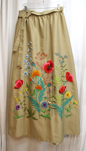 Vintage 60's/70's - Handmade & Elaborately Hand Embroidered Floral & Bees Motif Wrap Skirt - Up to 29