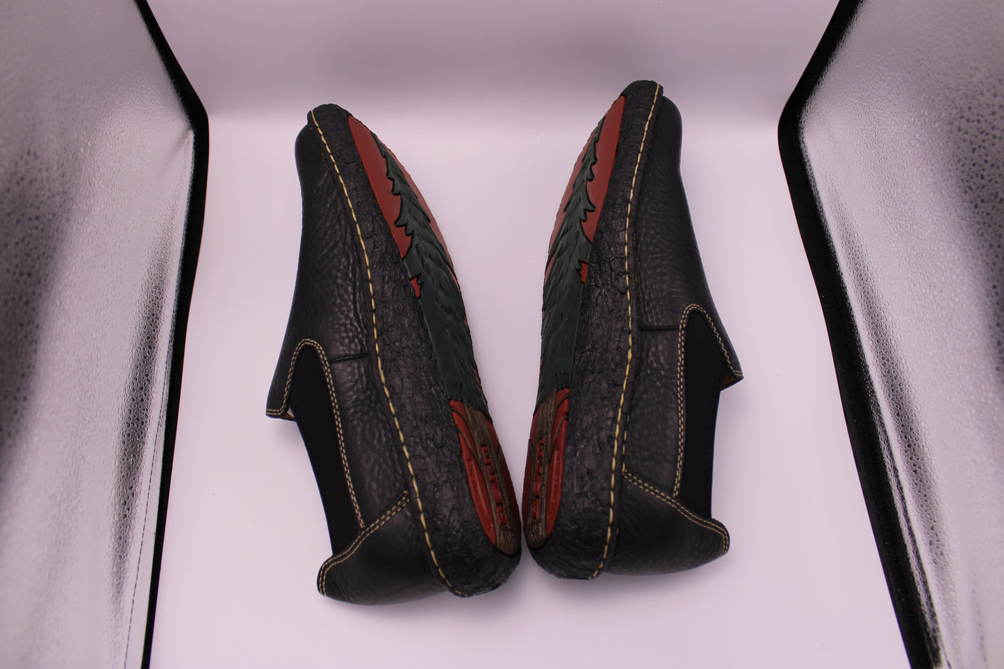 Born - Slip on - Size "11 M"