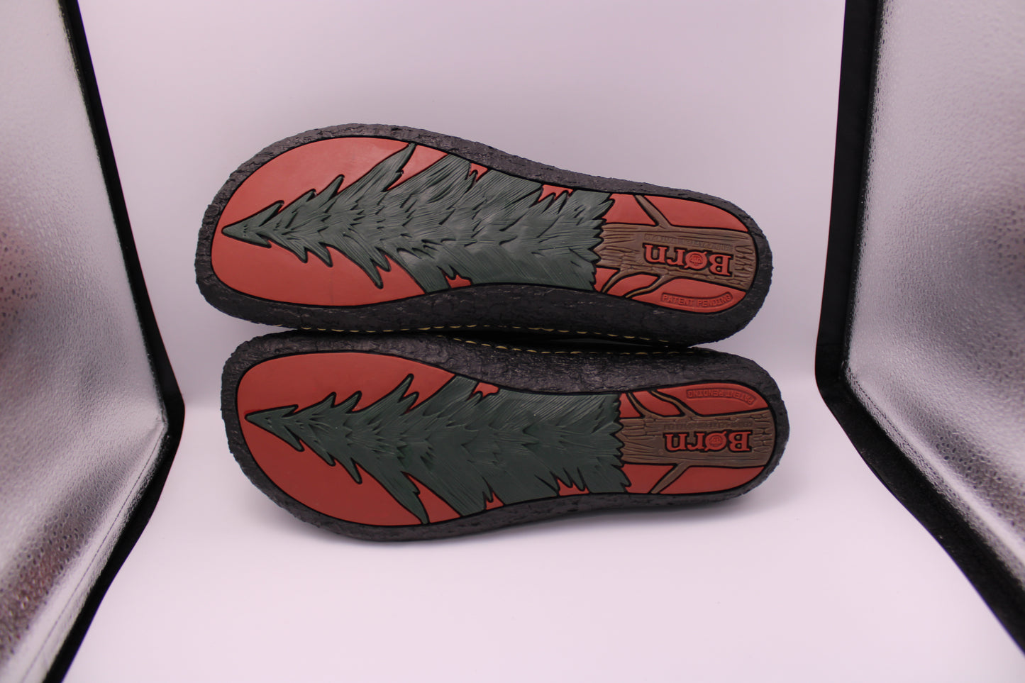 Born - Slip on - Size "11 M"