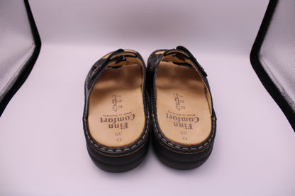 Finn Comfort - Pattaya Sandals - Size "35"
