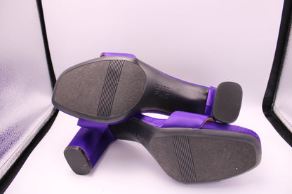 Naturalizer - Joy Sandal - Size "11M"