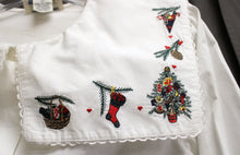 Load image into Gallery viewer, Vintage - Bryn Connelly Petite - Adorable Christmas Motif Embroidered Collar Cotton Blouse - Size 8 (Vintage See Measurements 15&quot; Shoulders)