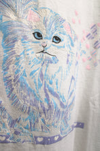 Load image into Gallery viewer, Vintage, Single Stitch - White Textured Fluffy Cat, Butterflies &amp; Hearts - T-Shirt - Size L