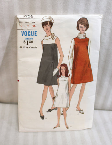 Vintage - Vogue 7156 Size 12/ 32 Bust - Dress of Jumper
