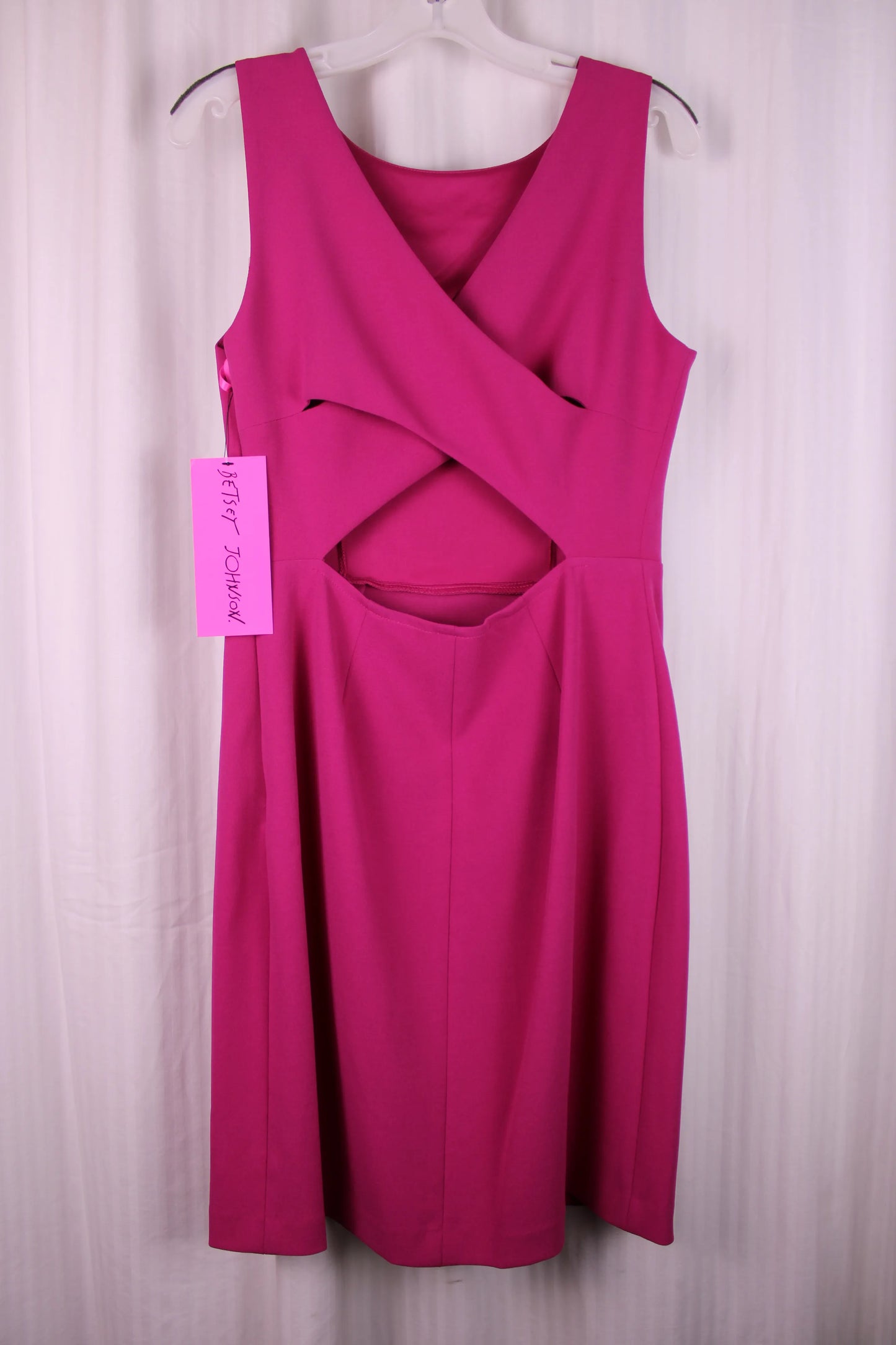 Betsy Johnson -Sleeveless Fitted Sheath Dress - Size 8