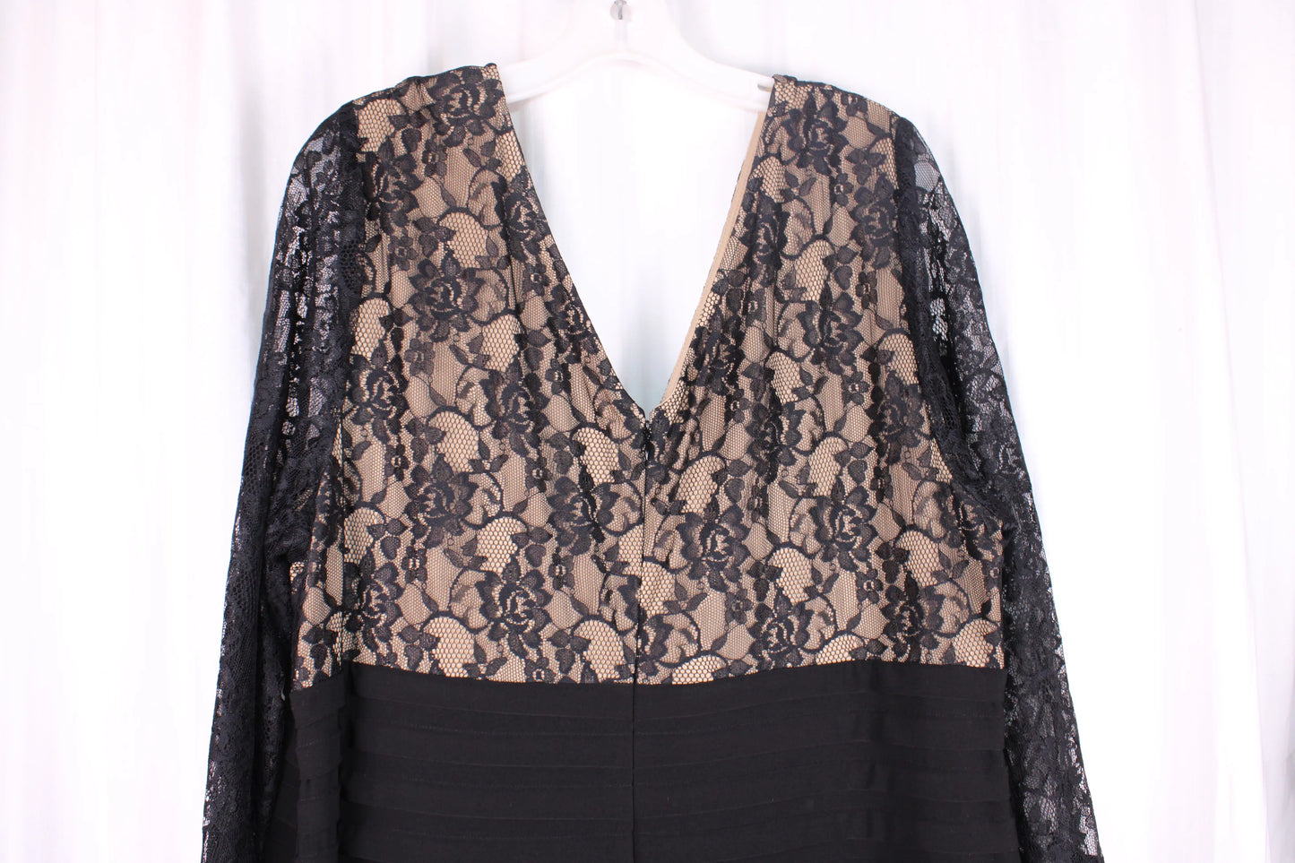 Adrianna Papell - Black Lace Bodice Sheath Dress - Size 22