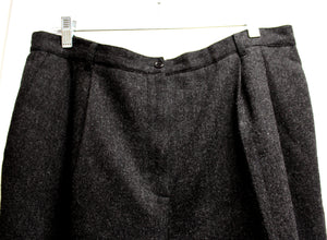 Banana Republic - Army Green Utility Style Skirt - Size L (Petite)