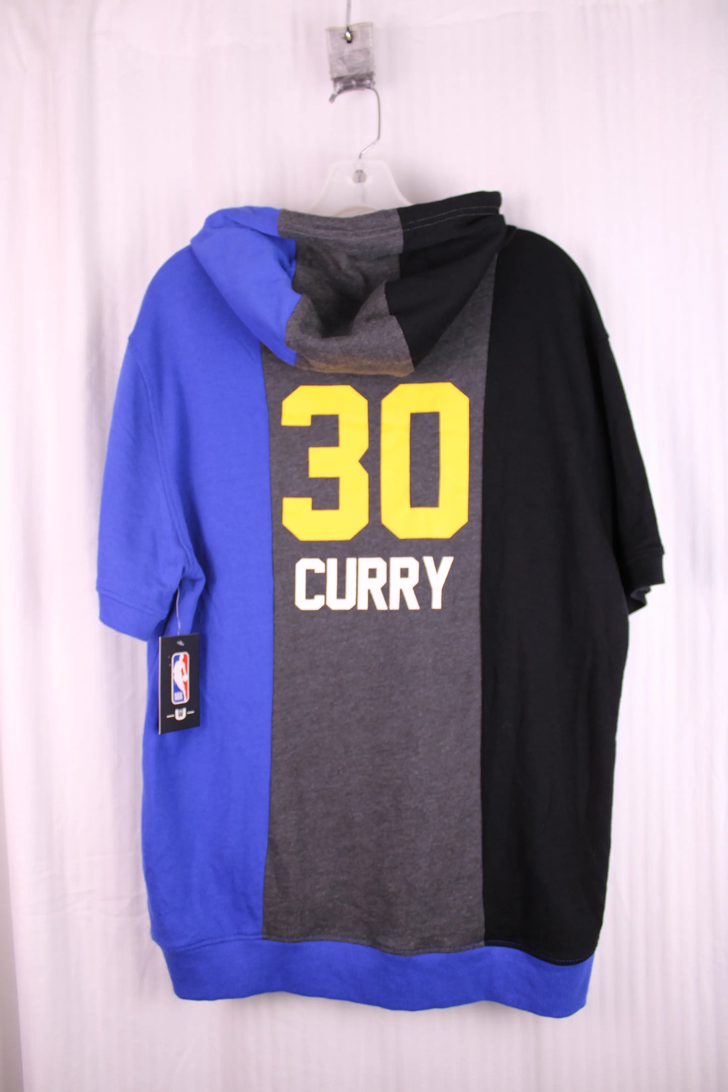 NBA - Golden State Warriors Stephen "30" Curry short-sleeve hoodie - Size Medium