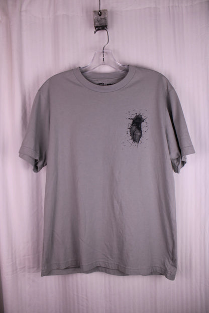 Uniqlo - Attack on Titan T-Shirt - Size Large