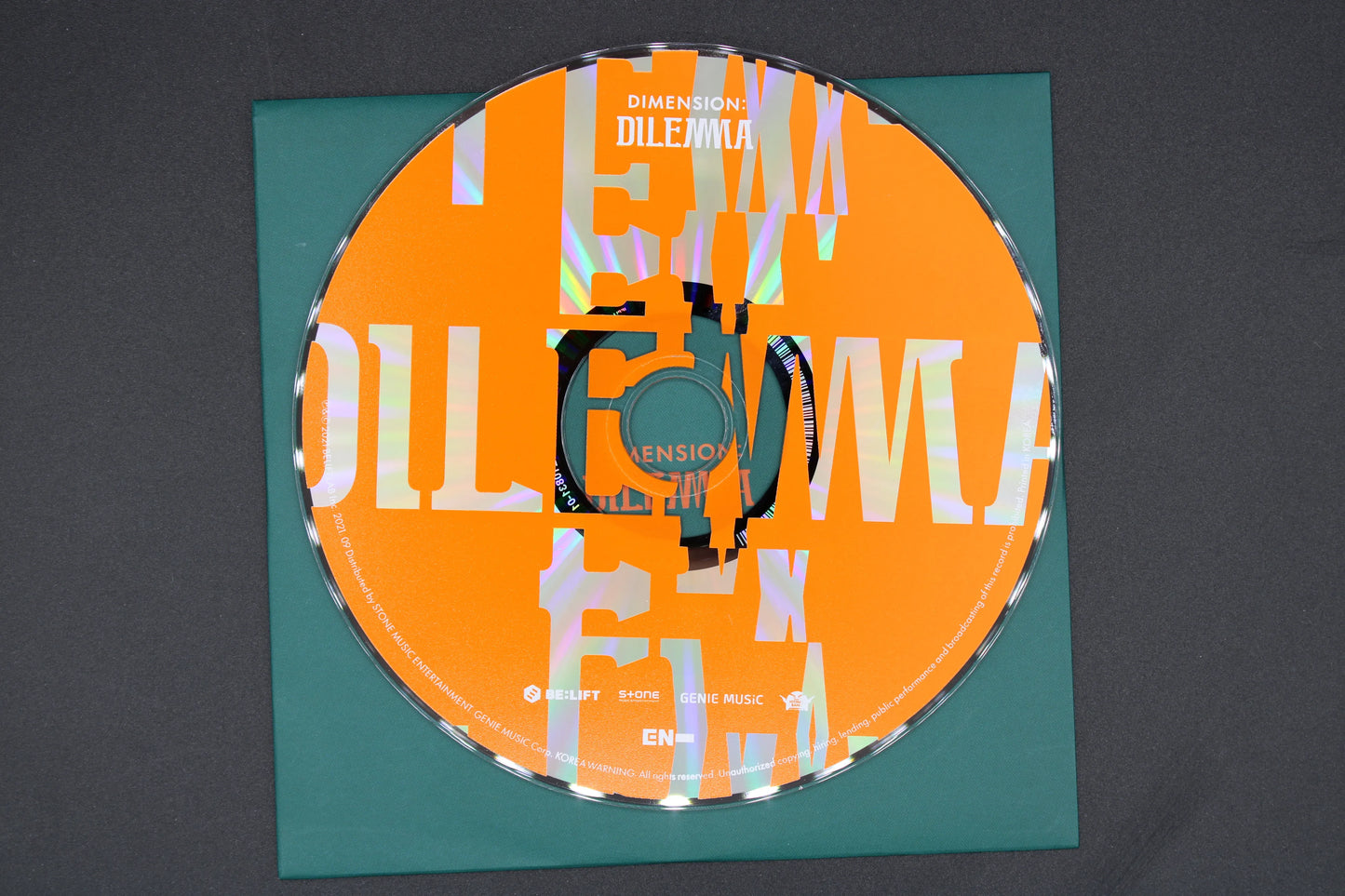 Enhypen – Dimensions: Dilemma Album Box Set