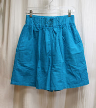 Load image into Gallery viewer, Vintage - Abernathy Sport - High Waisted Elastic Wide Leg Shorts _ Size M