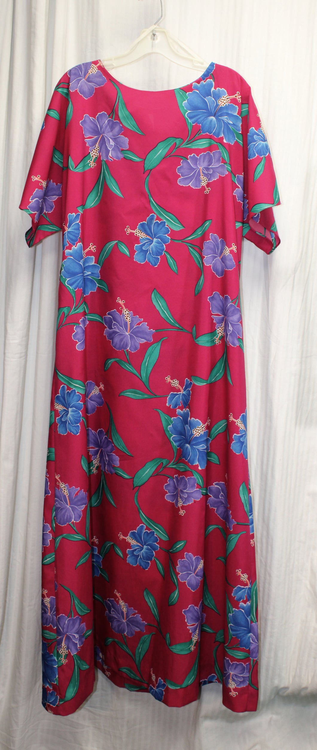 Hilo Hattie - Magenta Tropical Print Tie Waist MuuMuu Dress - Size L