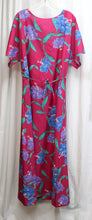 Load image into Gallery viewer, Hilo Hattie - Magenta Tropical Print Tie Waist MuuMuu Dress - Size L