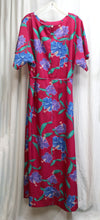 Load image into Gallery viewer, Hilo Hattie - Magenta Tropical Print Tie Waist MuuMuu Dress - Size L