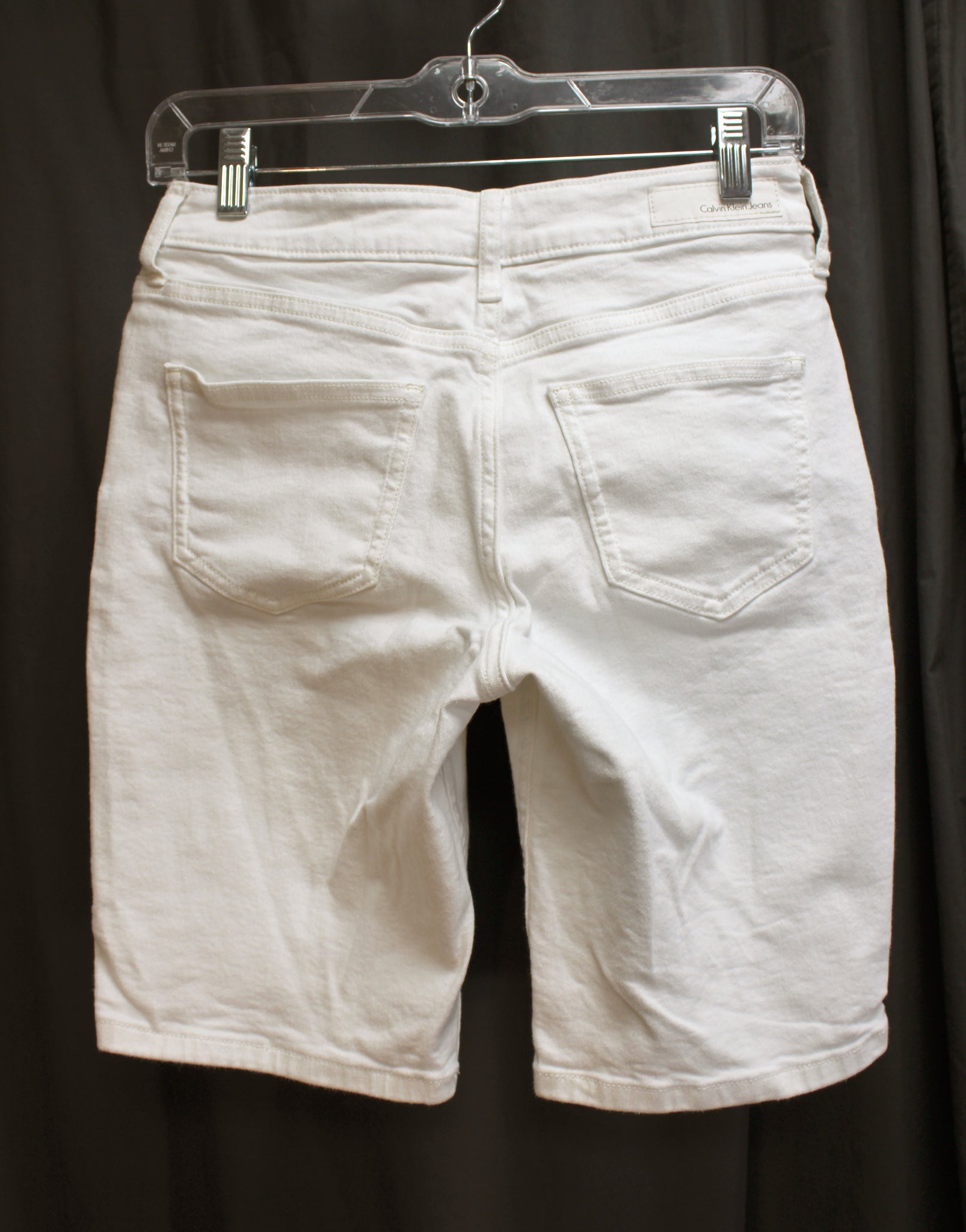 Calvin Klein Jeans White Stretch City Shorts Size 2 Superior Thrift