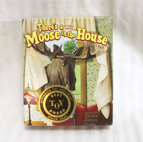 Vintage 2004 -Gamewright - There's a Moose in the House- Card Game