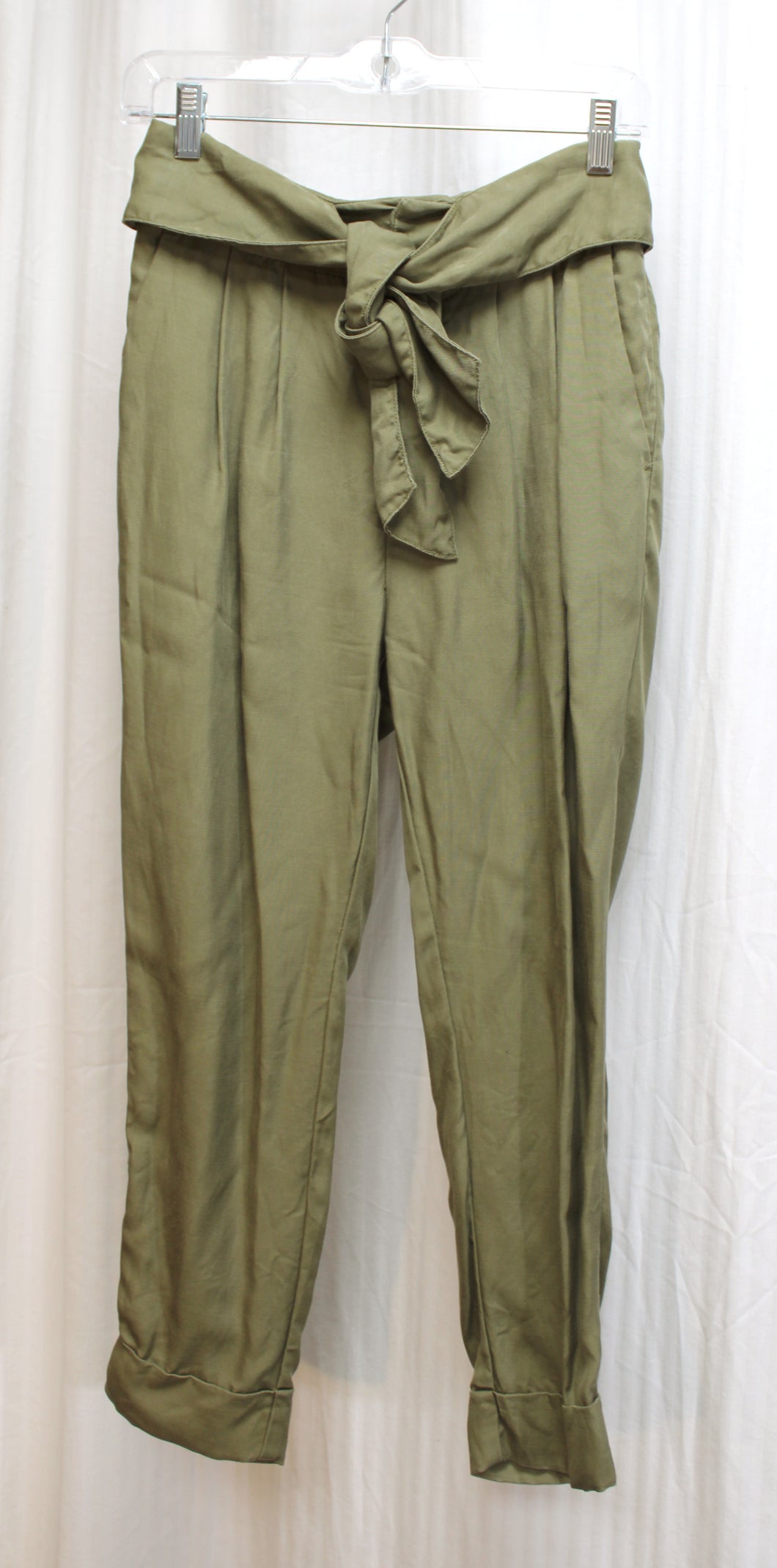 Anthropologie, Cartonnier - High Waisted Cuffed Hem Khaki Green Tie Waisted Pants - Size 0 Petite