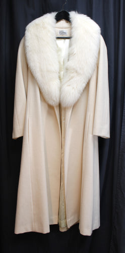 Vintage- Cattiva - Cream Wool Coat w/ Fox Fur Collar - Size L (Approx, See Measurements 19