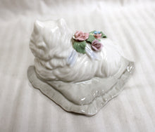 Load image into Gallery viewer, Enesco - Ceramic Cat w/ Flowers on Pillow (Musical )