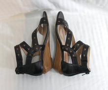 Load image into Gallery viewer, Miz Mooz - Black &amp; Tan, Leather Caged Back Zip Sandal - Size 6