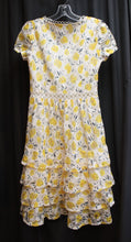 Load image into Gallery viewer, Vintage - Weilsiman - Lemon Print Lace, Tiered Ruffle Dress - Size M