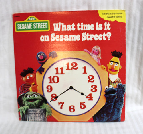 Vintage 1977 -  Sesame Street/Children's Television Workshop - What Time is it on Sesame Street? Gatefold w/ Clock Insert LP/Record