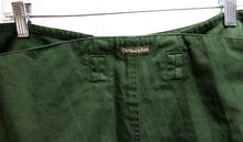 Load image into Gallery viewer, Vintage - Outback Red - Forest Green Pleated Front Shorts - Size 12