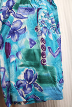 Load image into Gallery viewer, Vintage - Caribou New York - Tropical Print, Lightweight w/ Pockets Shorts - Size S