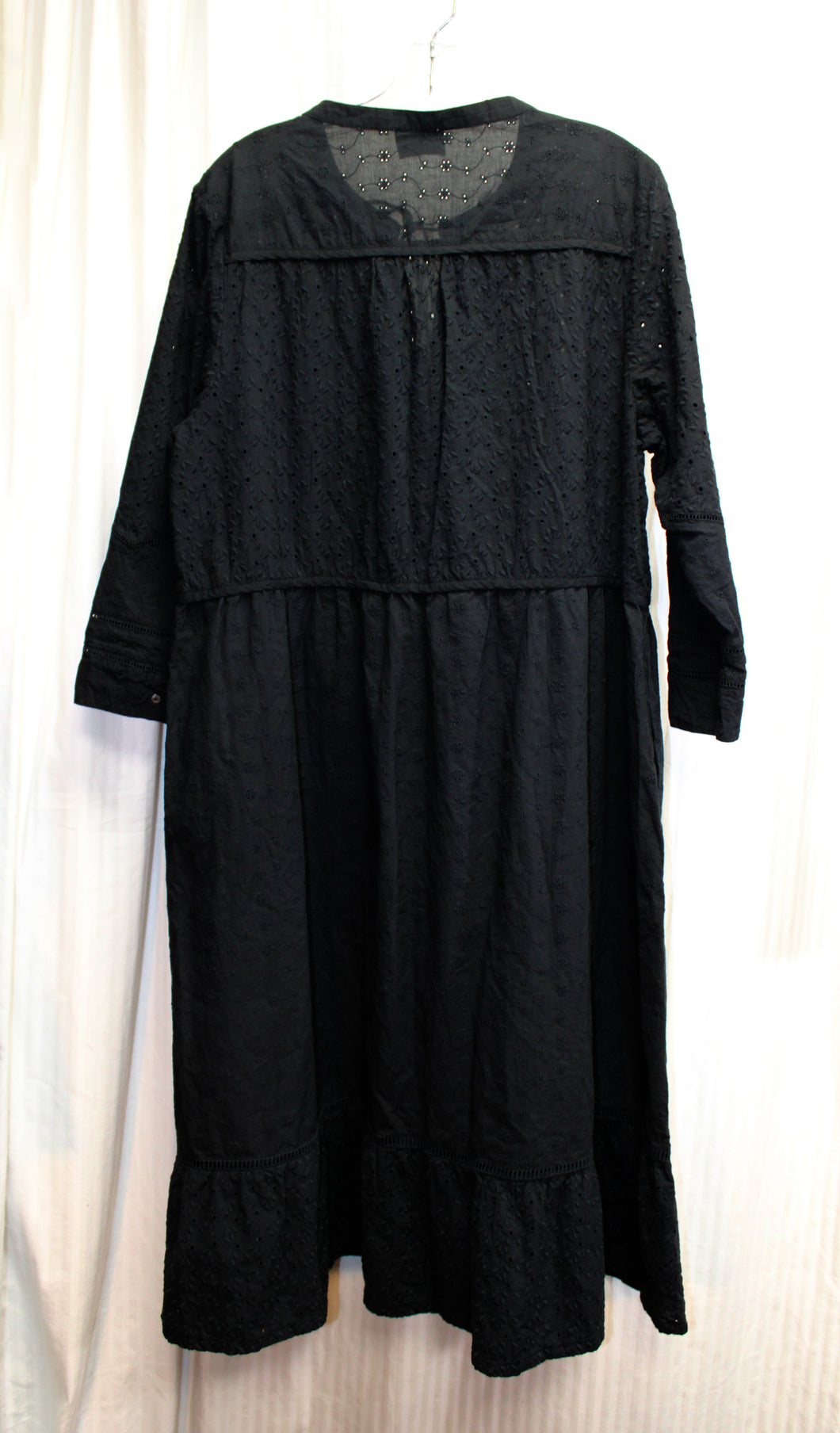 Vintage - Handmade Silk Magenta Print 3/4th Sleeve Dress- See measurements - 24