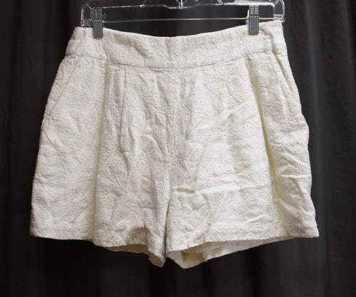 Joie - White on Cream Floral Embroidered Linen Shorts - Size 4