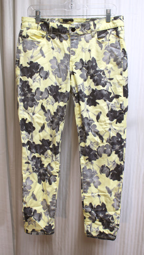 DKNY Jeans - Pale Yellow w/ Gray & Black Floral Print, Denim Jegging Jeans - Size 10