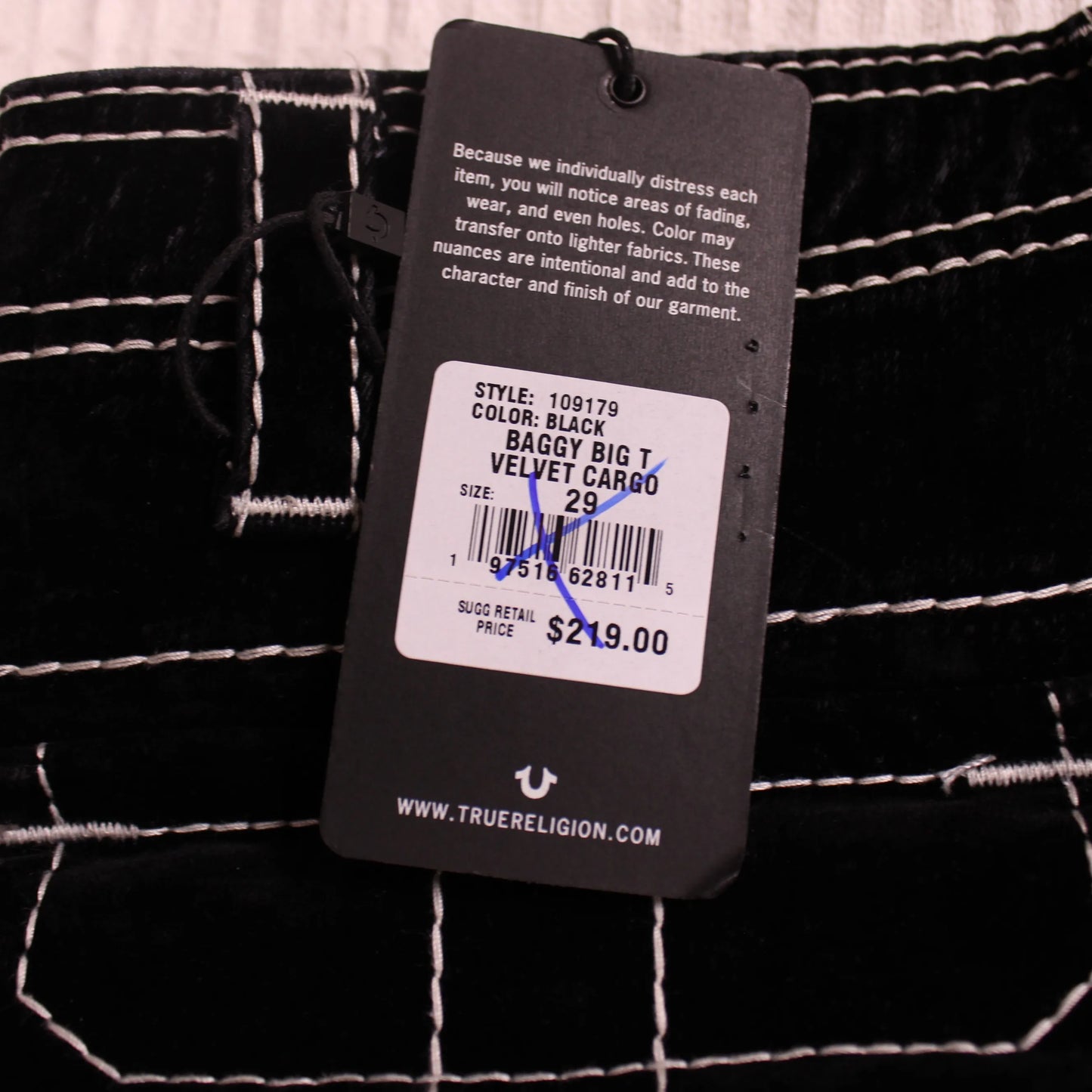 True Religion - Black Baggy Big T Velvet Cargo Pants - Size 29