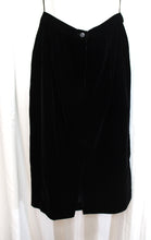 Load image into Gallery viewer, Vintage 1990&#39;s - Black Velvet Pencil Skirt - Size 8 (vintage Sizing, 24.5&quot; Waist)