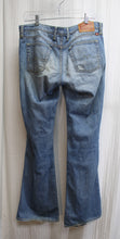 Load image into Gallery viewer, Lucky Brand - Sweet &amp; Low Boot Cut Medium Wash Jeans - Size 8/29