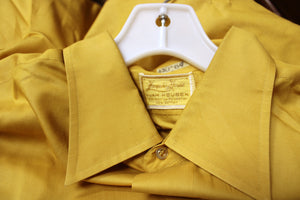 Vintage Men's - Hampshire House by Van Heusen - Golden Rod, French Cuff Long Sleeve Button Up Shirt - Size L (Approx, See Measurements)