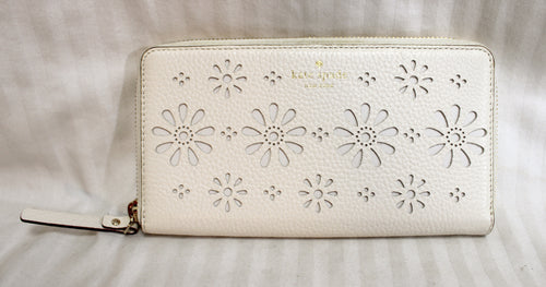 Kate Spade - Bone Pebble Leather, Daisy Flower Laser Cut Wallet