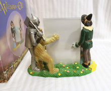 Load image into Gallery viewer, Vintage 2000 - Warner Bros - Wizard of Oz Picture Frame w/ Box