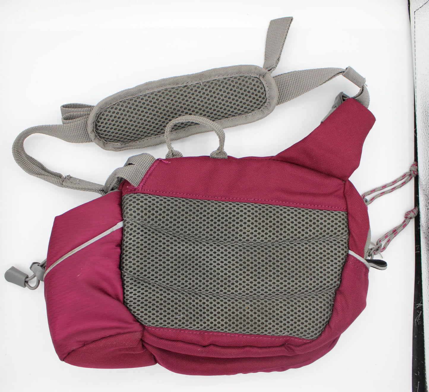 Outdoor Products - Magenta Marilyn 1.9 Liter Fanny Pack