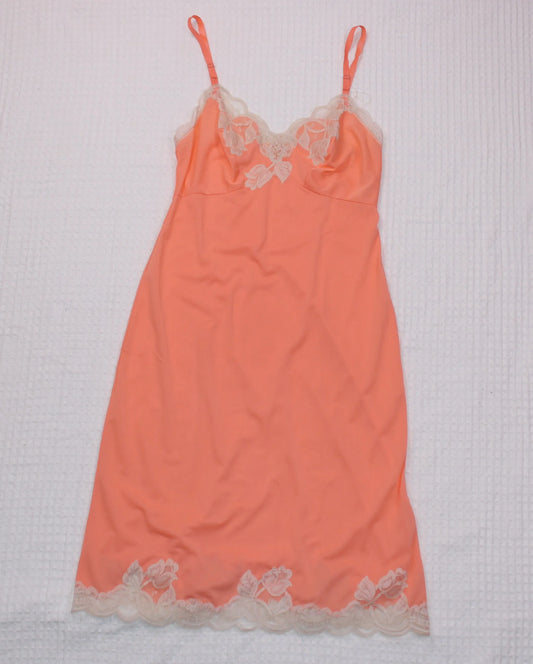 Carol Brent - Vintage - Peach with White Lace accents Slip Dress - Size 12/34