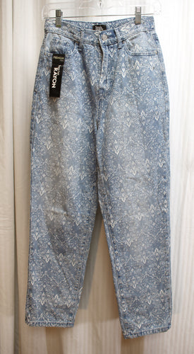 Simple Society - Bandana Print Light Wash, High Rise Jeans - Size 25 (w/ Tags)