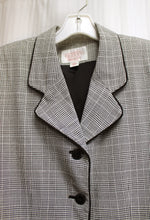 Load image into Gallery viewer, Vintage- Express Campagnie Internationale Tailleur - Black &amp; White Check Plaid Blazer - Size 7/8 (Vintage See Measurements)