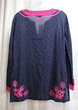 Load image into Gallery viewer, Southern Frock - Lightweight Navy w/ Magenta Pink Embroidery Tunic - Size M (w/ Tag)