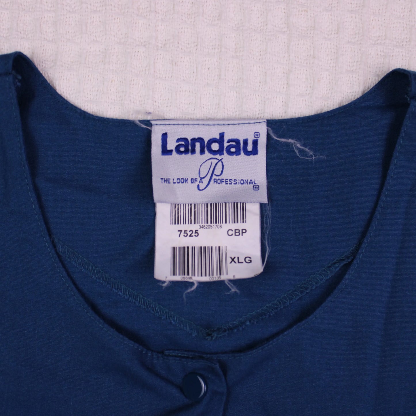Landdau - Aqua Snap-Front Scrub Jacket - Size XL