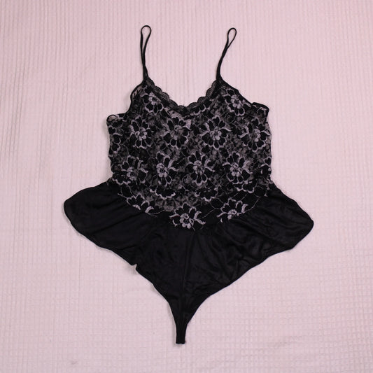 Vintage - Undercover Wear - Black Lace Teddy Bodysuit with a Ruffled Peplum Bottom - Size M