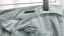 Load image into Gallery viewer, Carve Designs - Wide Leg Tencel Blend Cropped Pants - Size 12