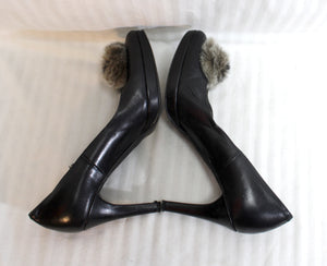 Vintage - Carisma (Italy) - Black Leather Pumps w/ Fur Spiral Rosette Pom Poms - Size 8.5