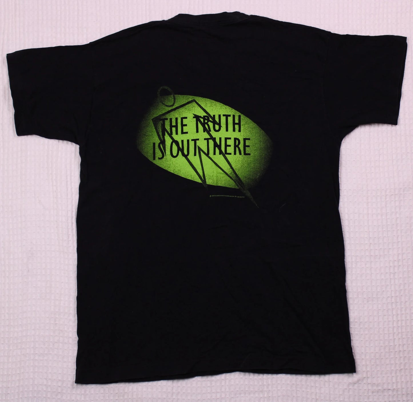 Twenieth Century Fox - Vintage - The X-files "The Truth is Out There" Graphic T-shirt - Size XL