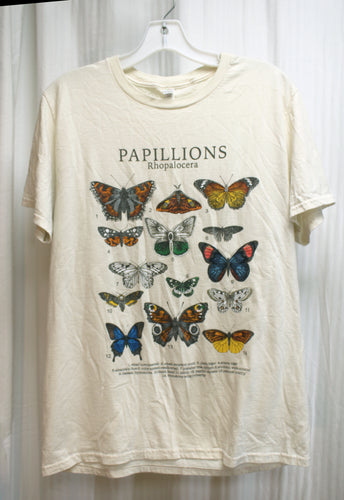 Papillions Rhopalocera (Butterflies & Moths) - Pale Beige Graphic T-Shirt - Size M