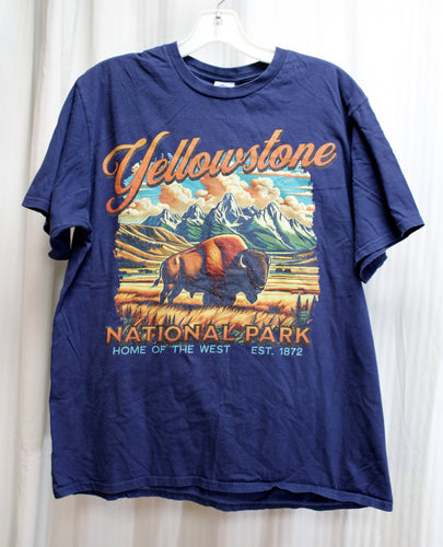 Yellowstone National Park, Home of The West - Navy T-Shirt - Size L