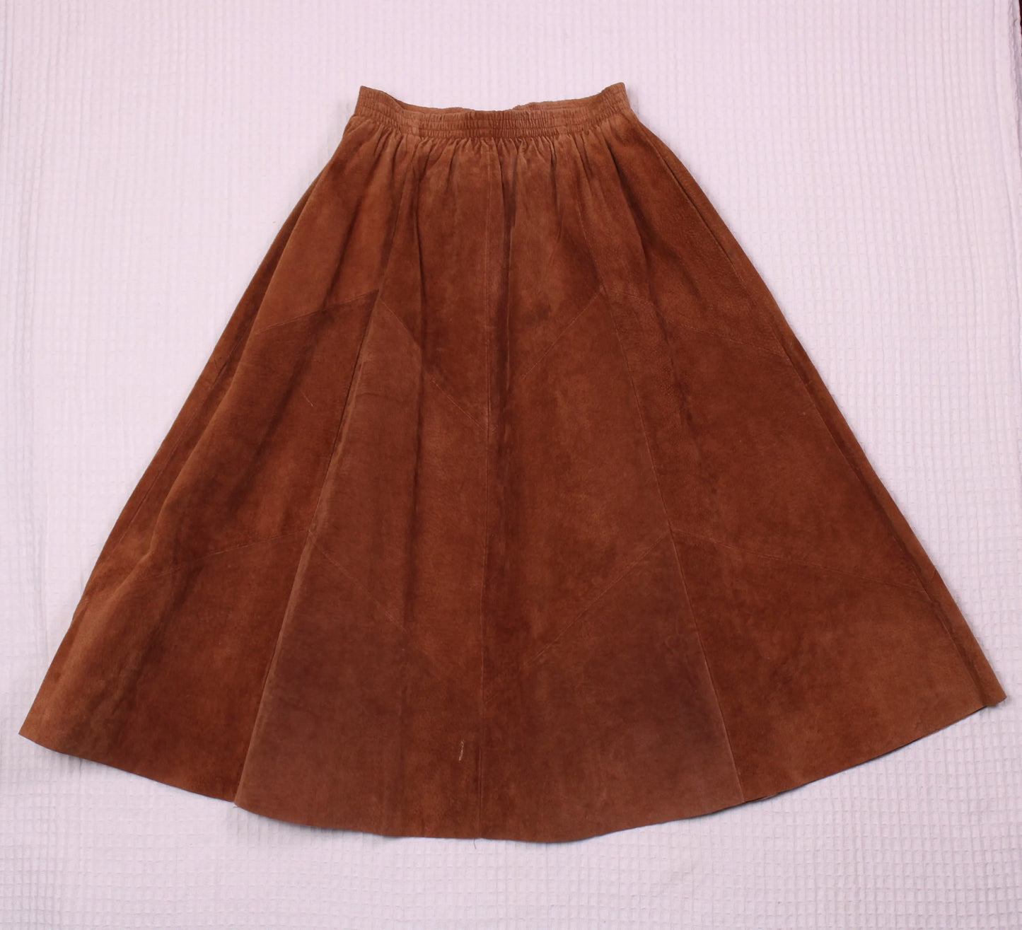 Apostrophe - Vintage -  Brown Suede Skirt - Size  M
